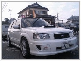 Продам свой автомобиль Subaru Forester 2.0X MT