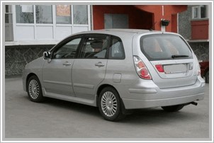 Продаю Suzuki Liana Hatchback MT